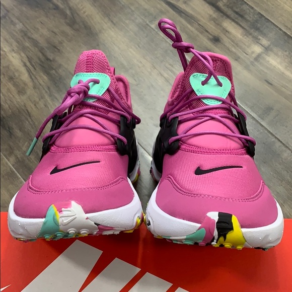 • NIKE REACT PRESTO MC GS - Picture 7 of 16